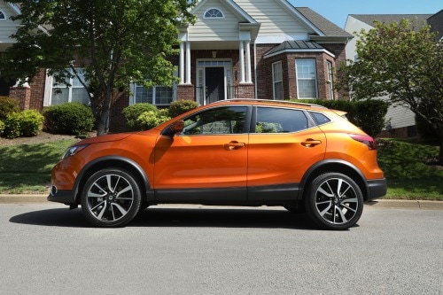 2017 Nissan Rogue Sport SL 4dr SUV Exterior Shown