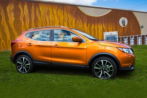 2017 Nissan Rogue Sport SL 4dr SUV Exterior Shown