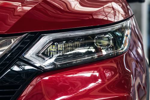 Nissan Rogue Sport SL 4dr SUV Headlamp Detail