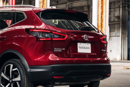 Nissan Rogue Sport SL 4dr SUV Rear Badge