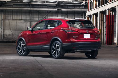 Nissan Rogue Sport SL 4dr SUV Exterior