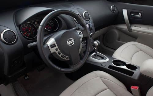 2011 Nissan Rogue SV Interior