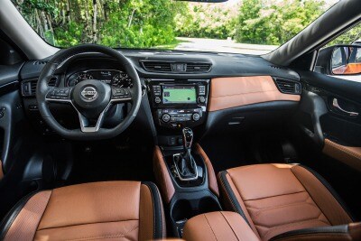 Used 2017 Nissan Rogue Pictures 148 Photos Edmunds 2017 Nissan Rogue Sl 4dr Suv Dashboard Platinum Reserve Package Shown