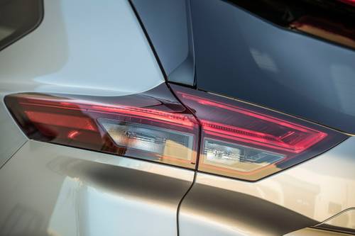 Nissan Rogue Platinum 4dr SUV Exterior Detail