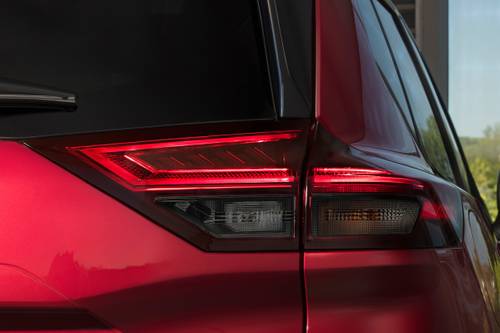 Nissan Rogue Platinum 4dr SUV Exterior Detail