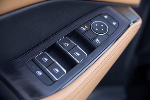 2023 Nissan Rogue Platinum 4dr SUV Interior Detail