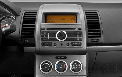Used 2007 Nissan Sentra Pictures 96 Photos Edmunds
