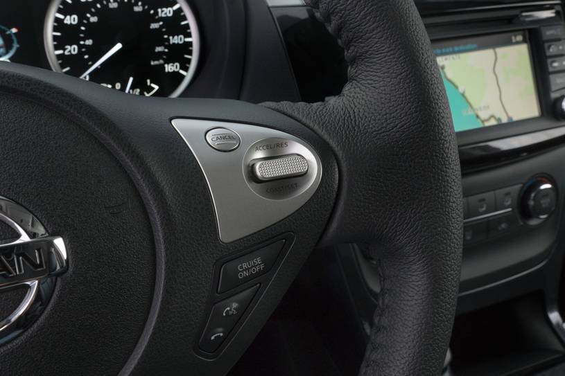 19 Nissan Sentra Pictures 2 Photos Edmunds