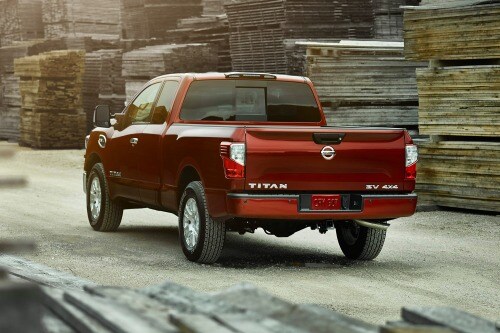 2017 Nissan Titan SV Extended Cab Pickup Exterior