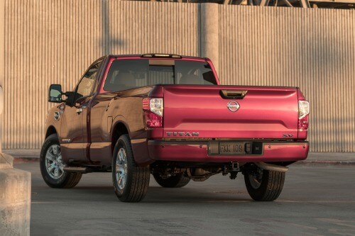 2017 Nissan Titan SV Regular Cab Pickup Exterior