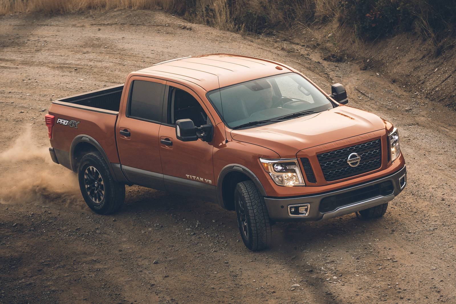 2019 nissan titan hp