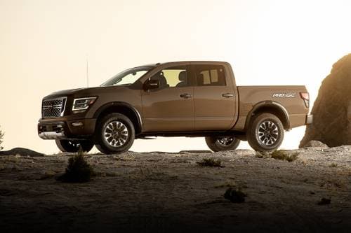 Nissan Titan PRO-4X Crew Cab Pickup Exterior