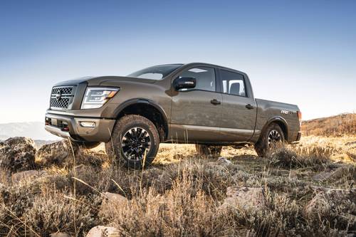 Nissan Titan PRO-4X Crew Cab Pickup Exterior