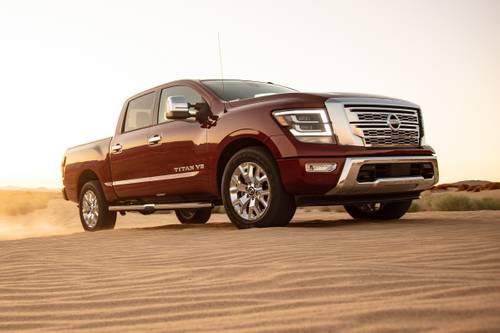 2021 Nissan Titan SL Crew Cab Pickup Exterior Shown