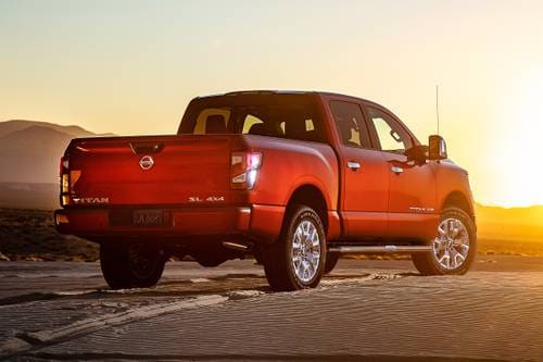 2021 Nissan Titan SL Crew Cab Pickup Exterior
