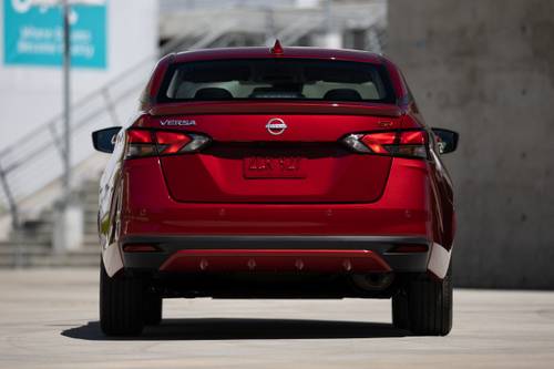 Nissan Versa SR Sedan Exterior