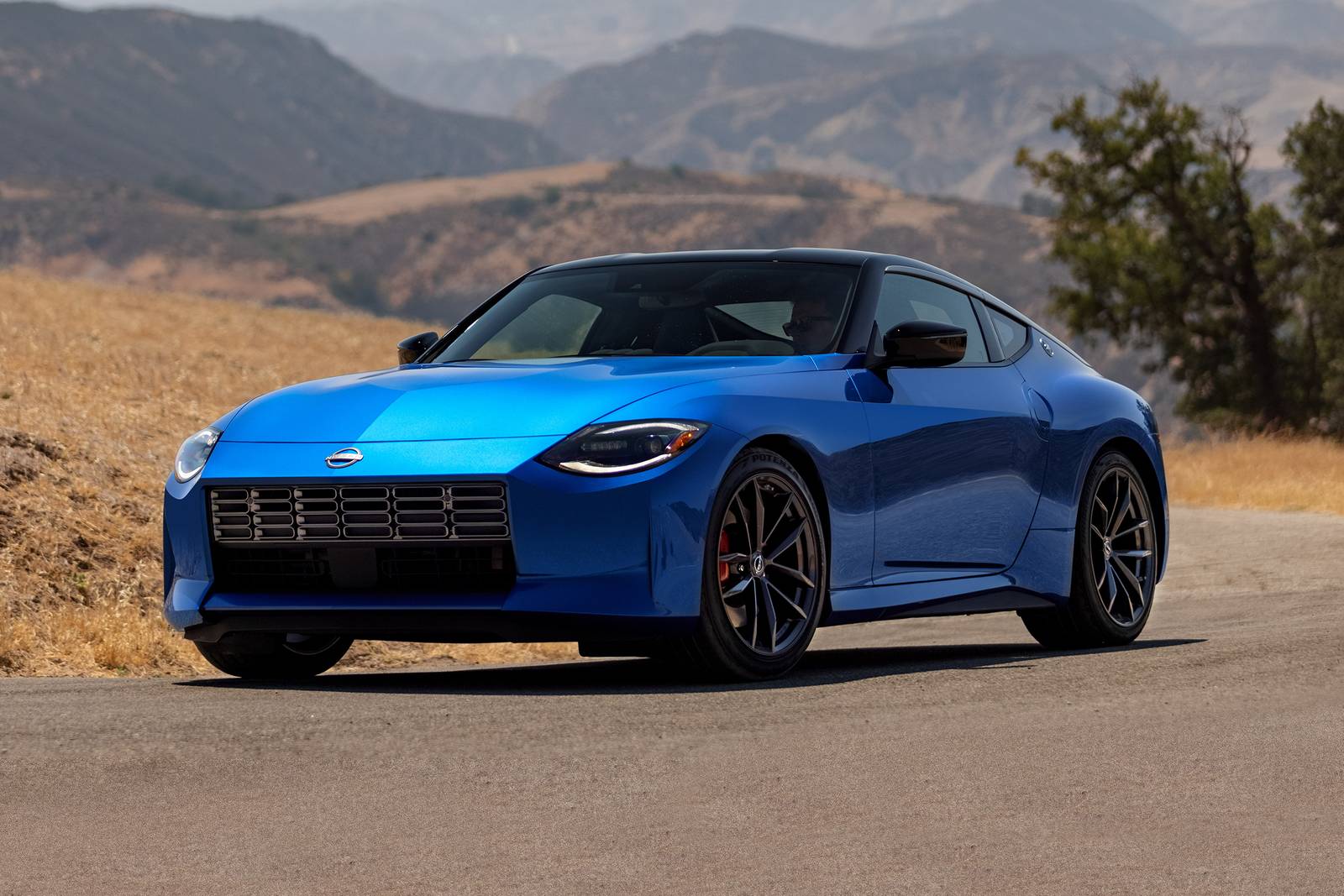 2023 Nissan Z Review & Ratings | Edmunds