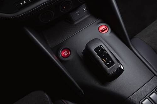2025 Nissan Z NISMO Coupe Shifter