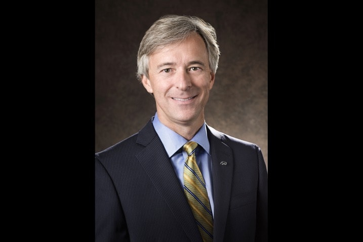 In 2009, Hyundai Motor America CEO John Krafcik decried bad customer service at car dealerships and called for "revolutionary thinking" to improve it.
