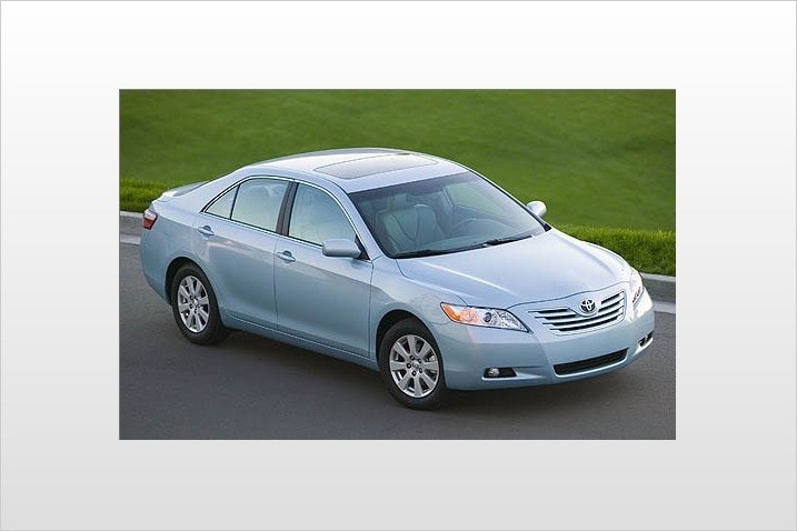 Twinned Vehicles Same Cars Diffe Brands Edmunds The Toyota Camry One Of Best Ing Cars In Country Serves