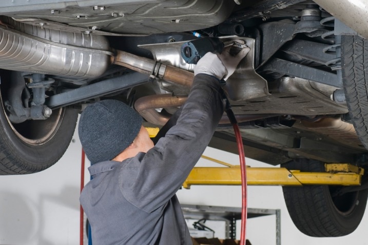 If you take the car to a garage for an inspection, the mechanic will put it on a lift and look for evidence of fluid leaks under the vehicle. Mobile inspectors can't provide this service.