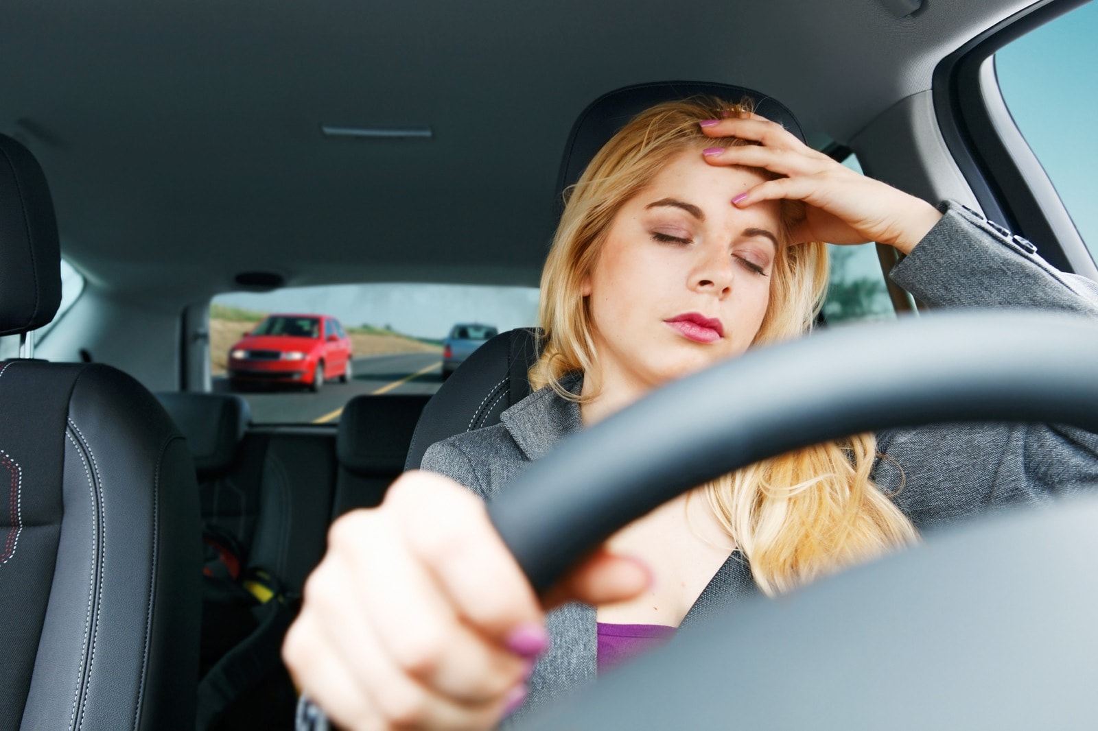 The Dangers of Drowsy Driving | Edmunds