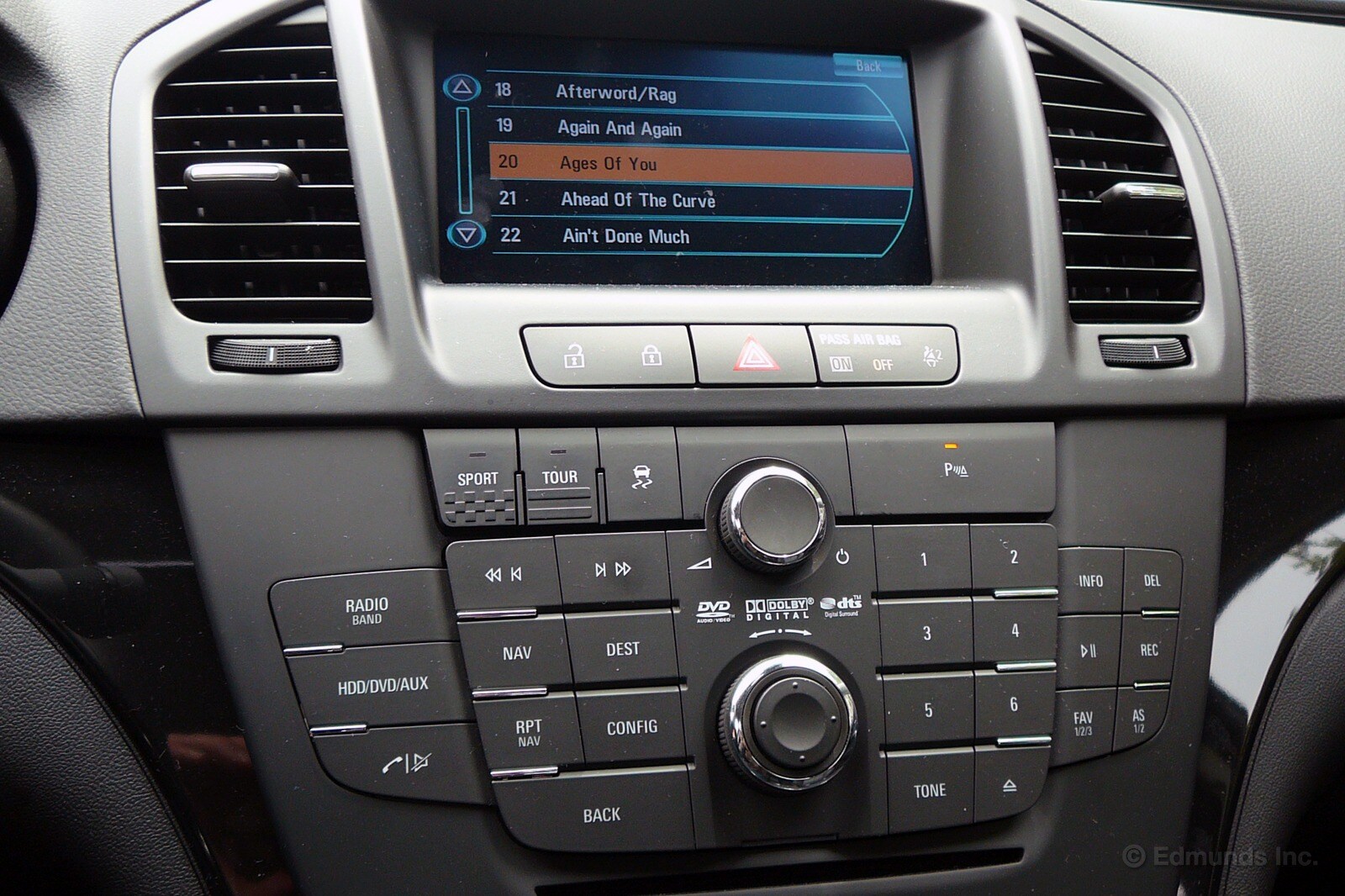Car Tech 101 How To TestDrive a Car Audio System Edmunds