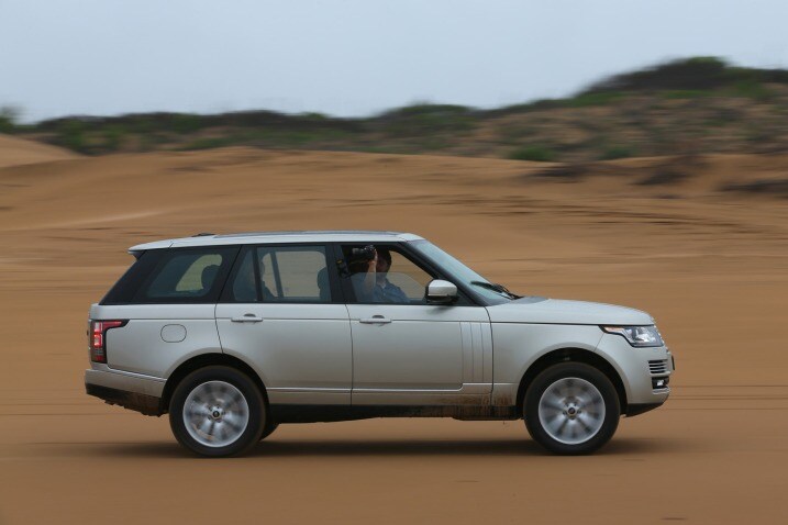 2013 Land Rover Range Rover in Morocco Picture Gallery | Edmunds