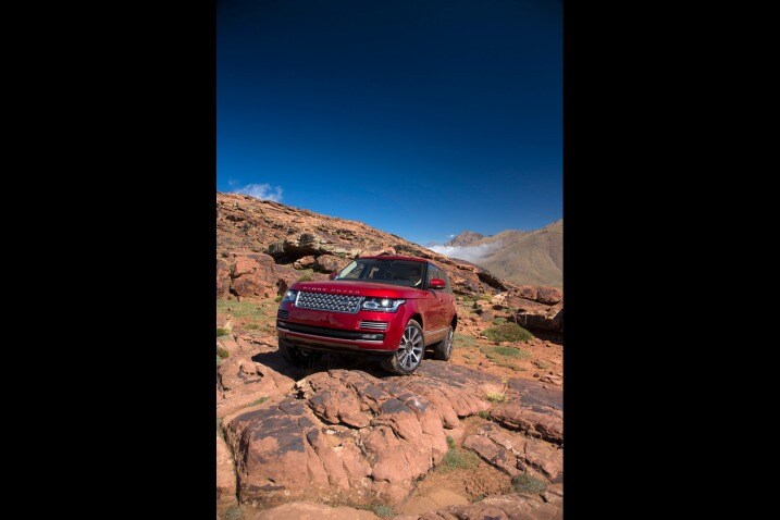 2013 Land Rover Range Rover in Morocco Picture Gallery | Edmunds