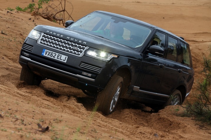2013 Land Rover Range Rover in Morocco Picture Gallery | Edmunds
