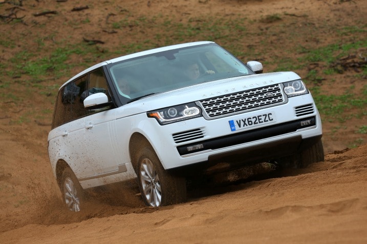 2013 Land Rover Range Rover in Morocco Picture Gallery | Edmunds