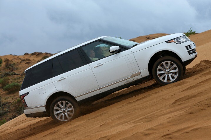 2013 Land Rover Range Rover in Morocco Picture Gallery | Edmunds