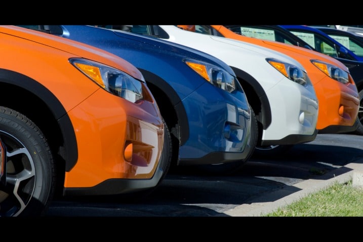 На новый отдел автомобилей автосалона приходится около 30 процентов валовой прибыли автосалона.