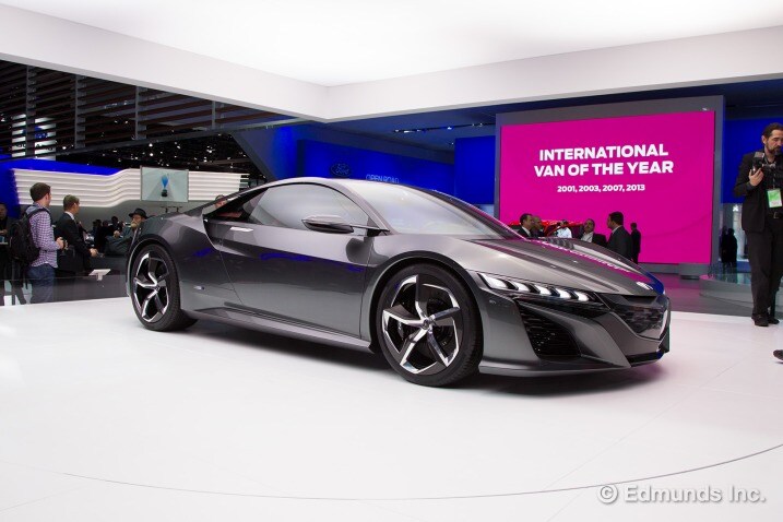 A full collection of high resolution photos of Day 2 of the 2013
