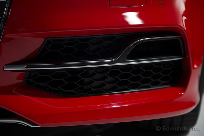 2013 New York Auto Show Day 1 Picture Gallery Edmunds