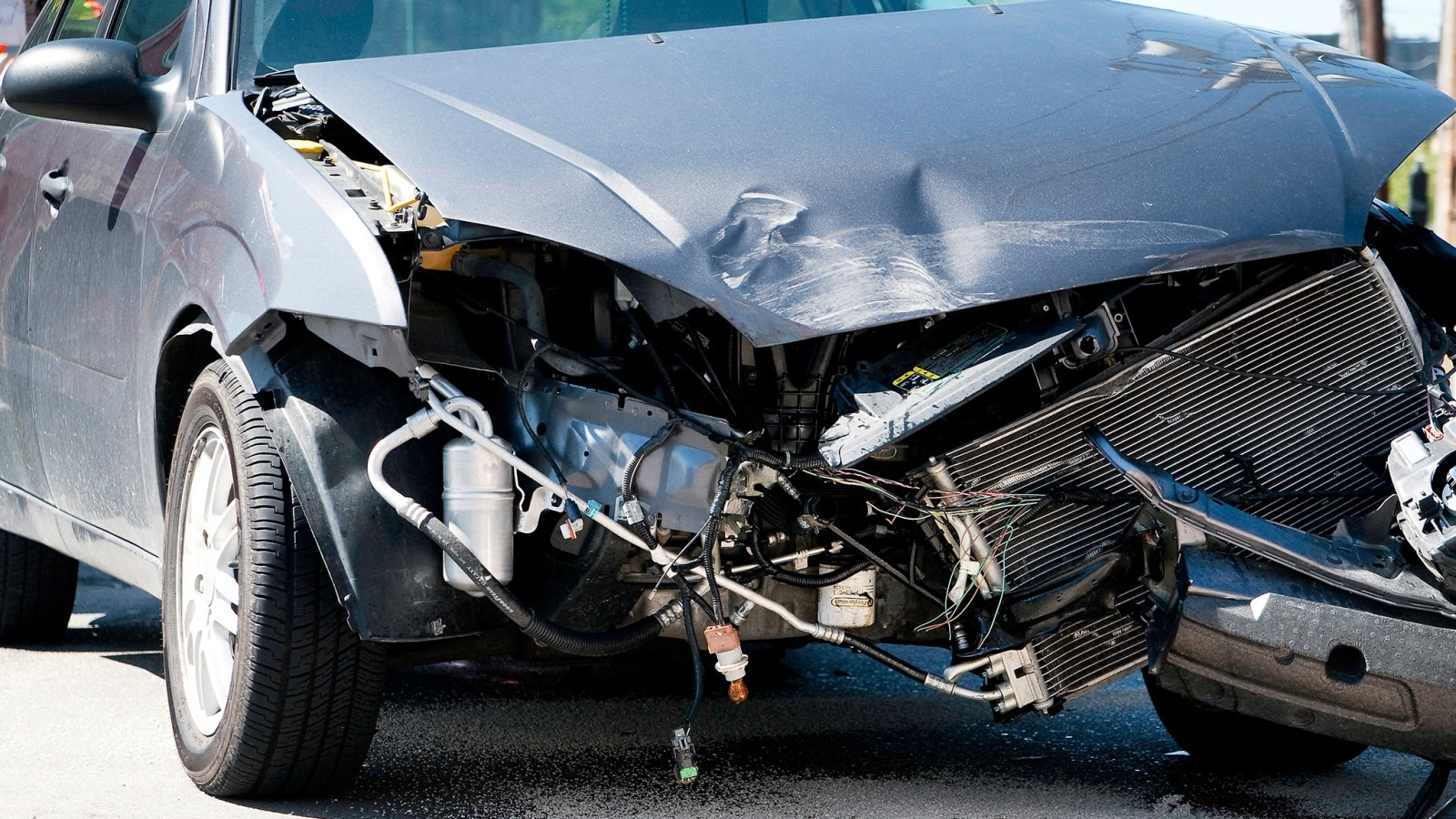 The Difference Between a Minor Car Accident and a Major Car Accident