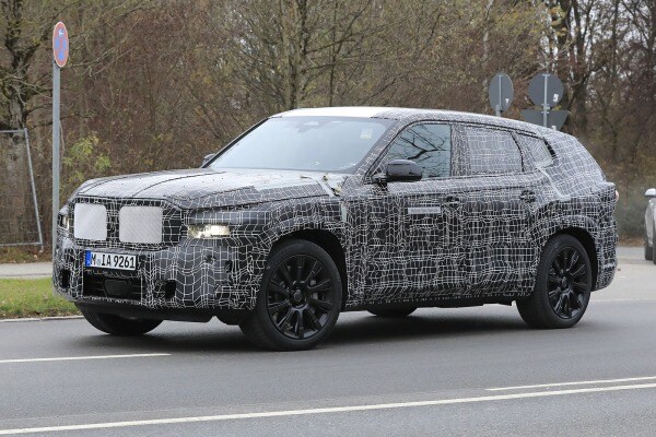 How Does the BMW X8 Stack Up Against Rivals?