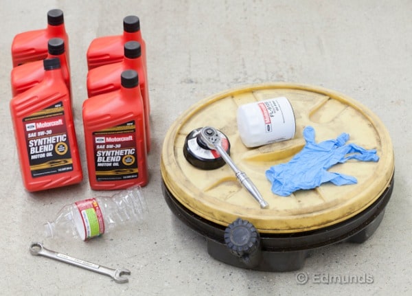 How To Change Your Oil Edmunds