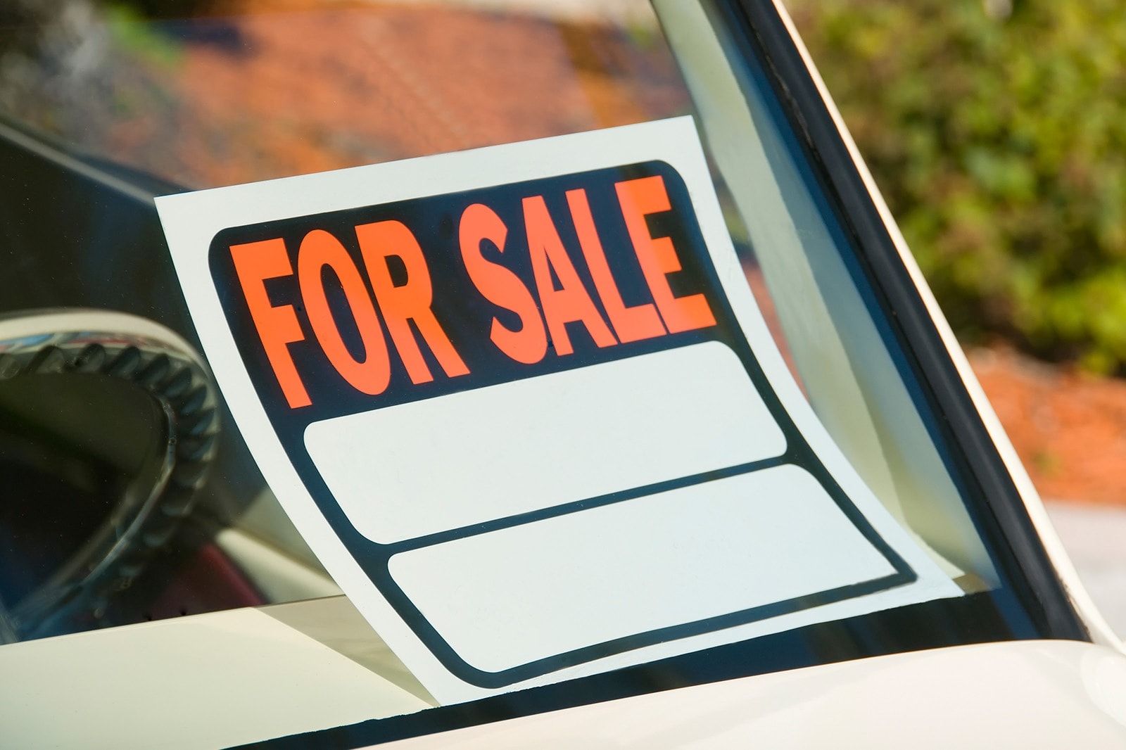 Buying and Selling Cars on eBay | Edmunds