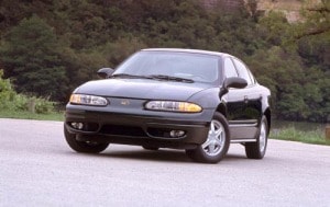 Used 2004 Oldsmobile Alero Consumer Reviews 72 Car Edmunds 2002 Oldsmobile Alero Gl Sedan Shown