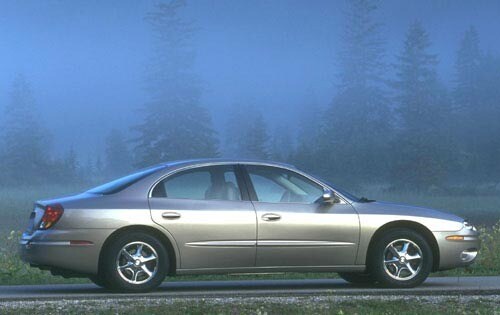 2001 Oldsmobile Aurora 4.0 4dr Sedan 