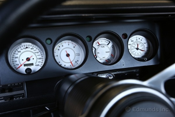 plymouth_1970-cuda_ip_fe_313131_600.jpg