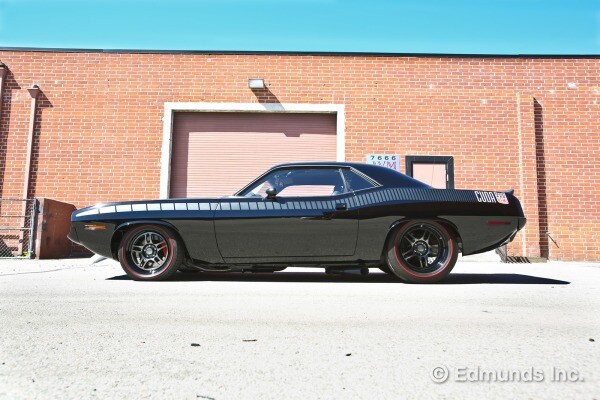 plymouth_1970-cuda_prf_fe_313131_600.jpg