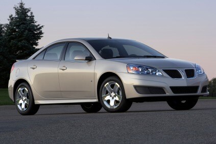 Pontiac G6 Review Research New Used Models Edmunds 2010 Pontiac G6 Sedan Exterior