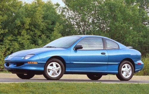 1997 Pontiac Sunfire 2 Dr SE Coupe