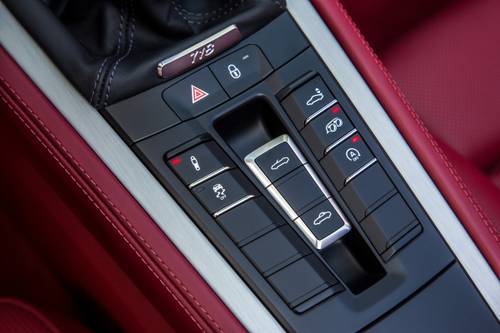2019 Porsche 718 Boxster S Convertible Aux Controls