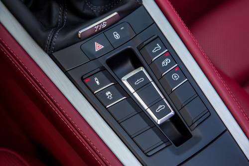 2020 Porsche 718 Boxster S Convertible Aux Controls