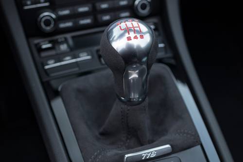 2020 Porsche 718 Boxster T Convertible Shifter