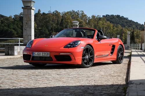 Porsche 718 Boxster T Convertible Exterior