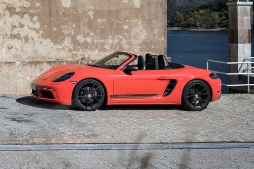 T 2dr Convertible (2.0L 4cyl Turbo 6M)